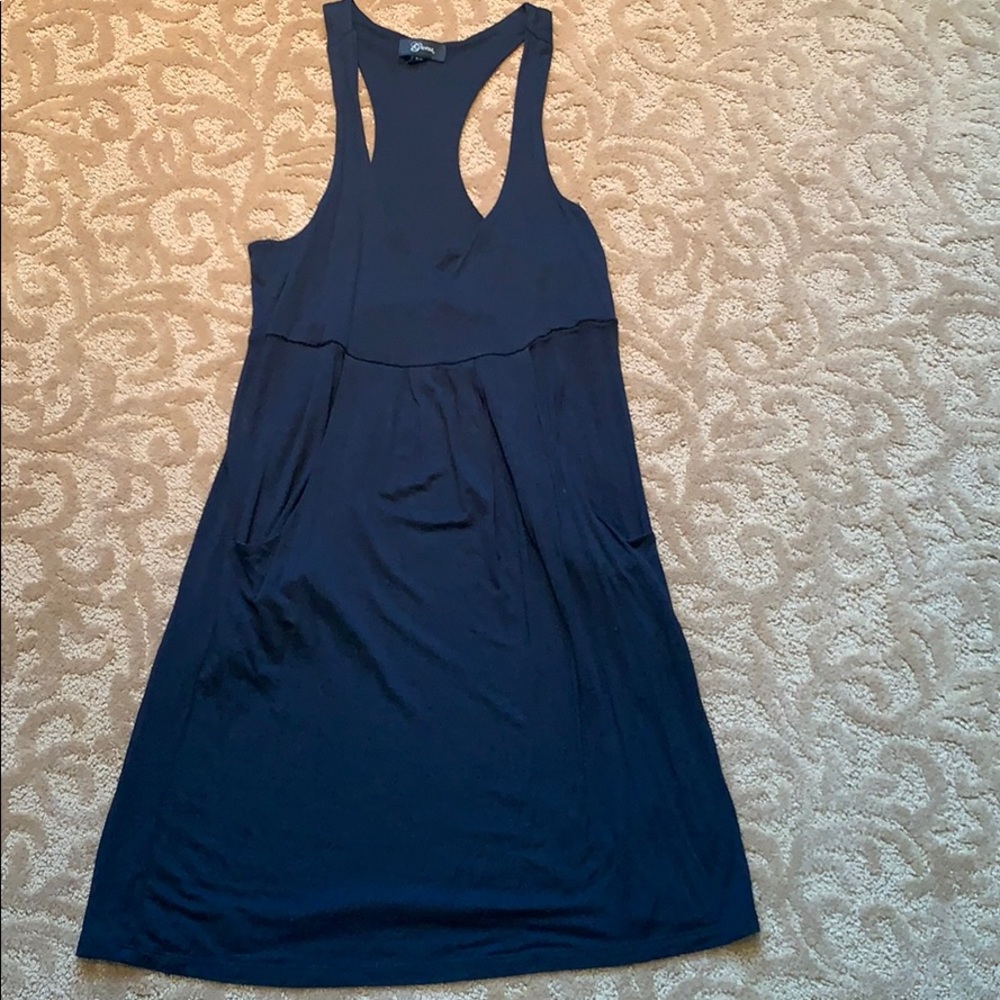 guess black dress with pockets, tank top low cut